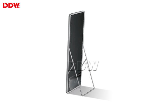 용이한 설치 4K 가지고 다닐 수 있는 LED 디스플레이 1200 NIT고 휘도 1944x576x35mm