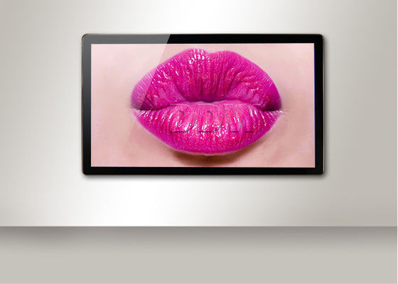 500Cd/M2 32" PC에 의하여 기지개되는 LCD 디스플레이 옥외 광고 SD 카드 또는 usb 포트