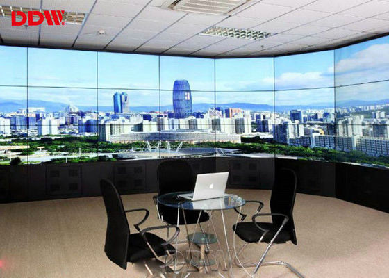 아치형 LG 47 영상 벽은 videowall 1.7mm 좁은 날의 사면 감시자 230W 전력 소비 DDW-LW550HN16를 구부렸습니다